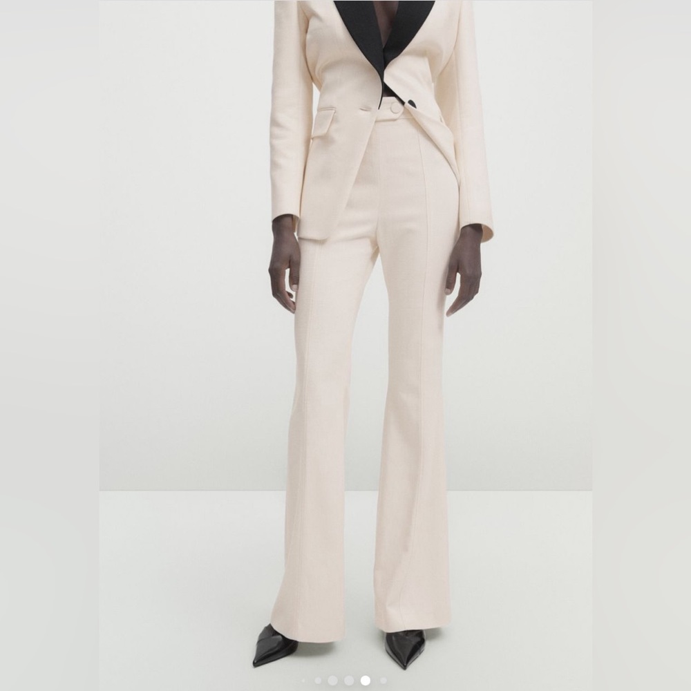 Massimo Dutti ‎ Cream Seamed flared trousers - Studio in size 2